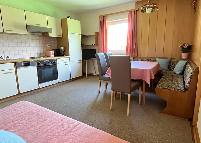 Pranger Hof * トリンス